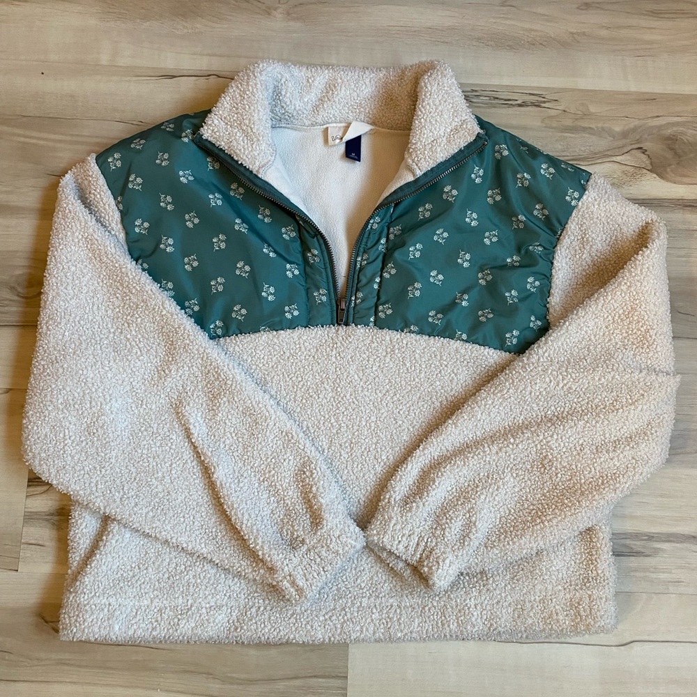 Flower Cream Zip Coat